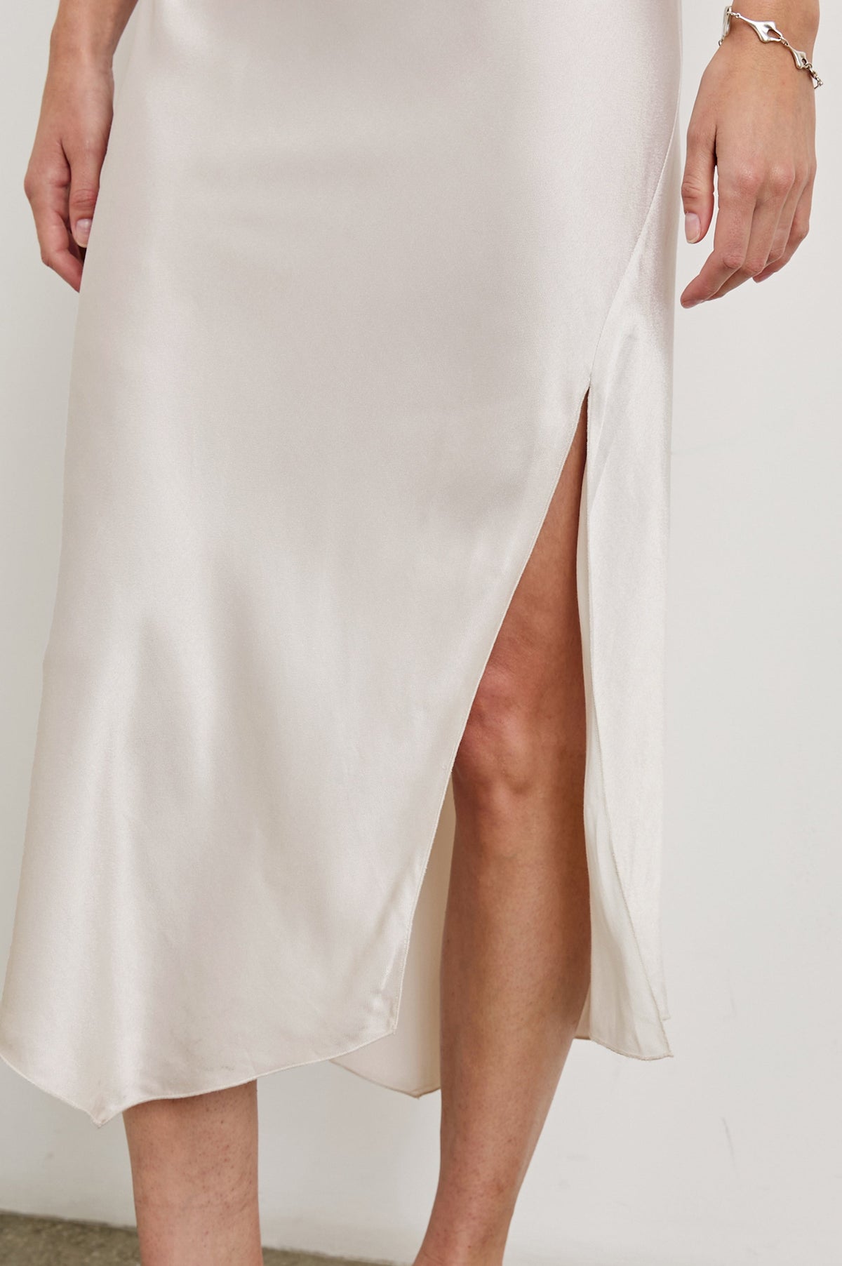 Monique Dress - Ivory